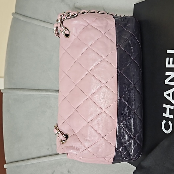 CHANEL Bicolor CC Chain Flap Bag Quilted Lambskin Pink and Eggplant Color - Picture 6 of 17